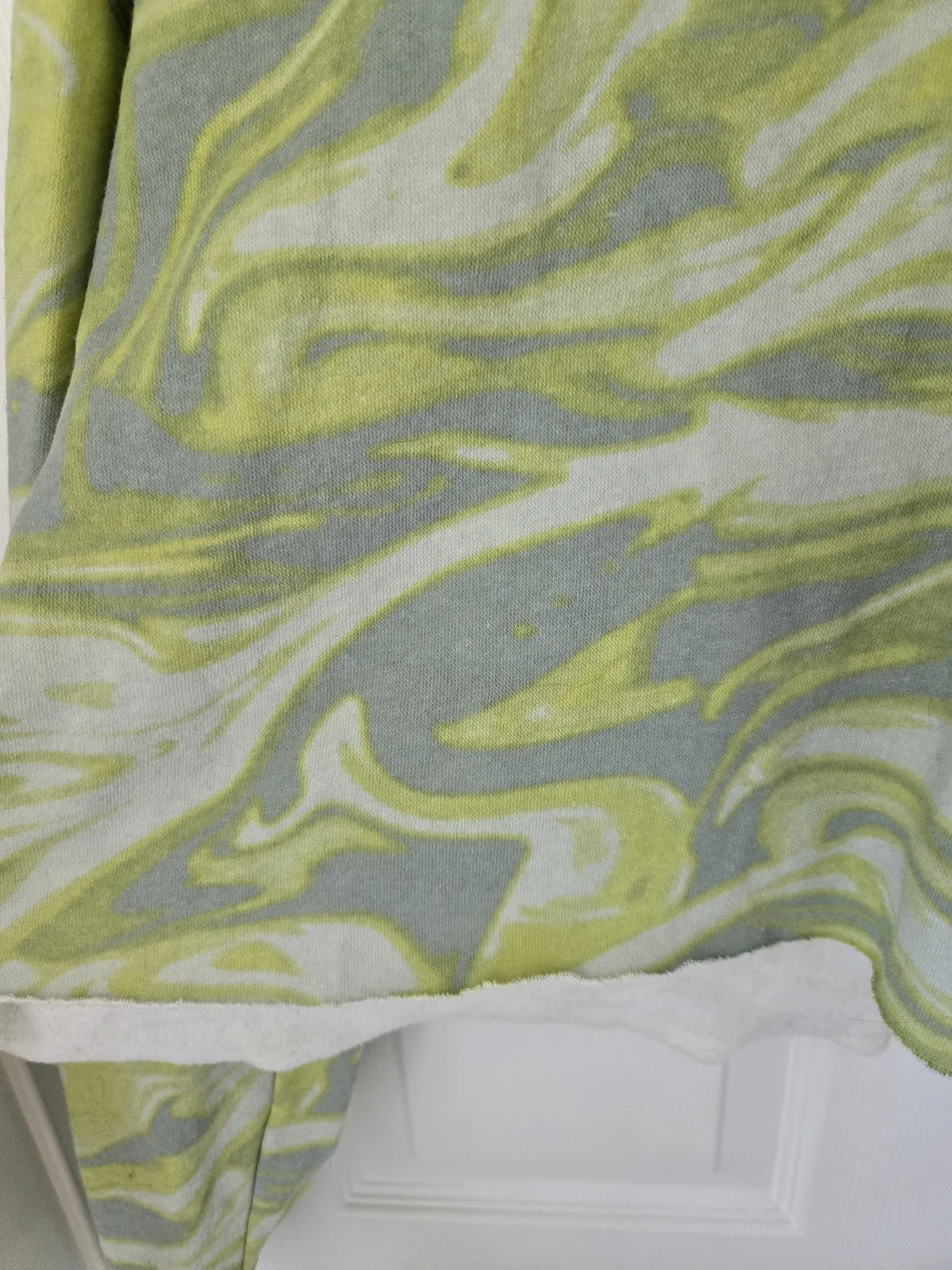 wild fable Green Tie-Dye Cropped Hoodie XL Raw Hem Cozy Athleisure - Picture 4 of 10